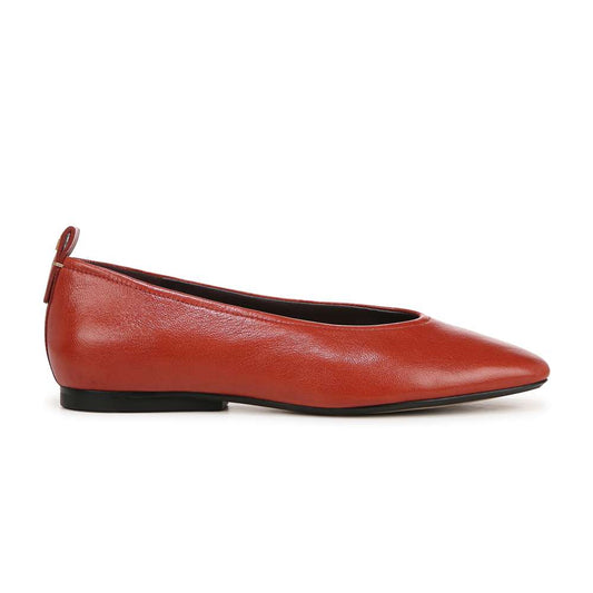 Carla Flat - Tomato Soup