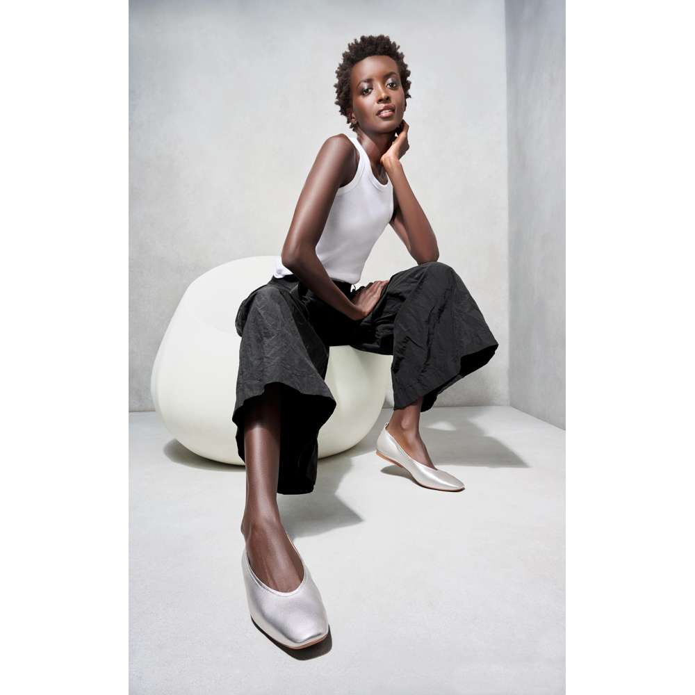 Carla Flat - Silver