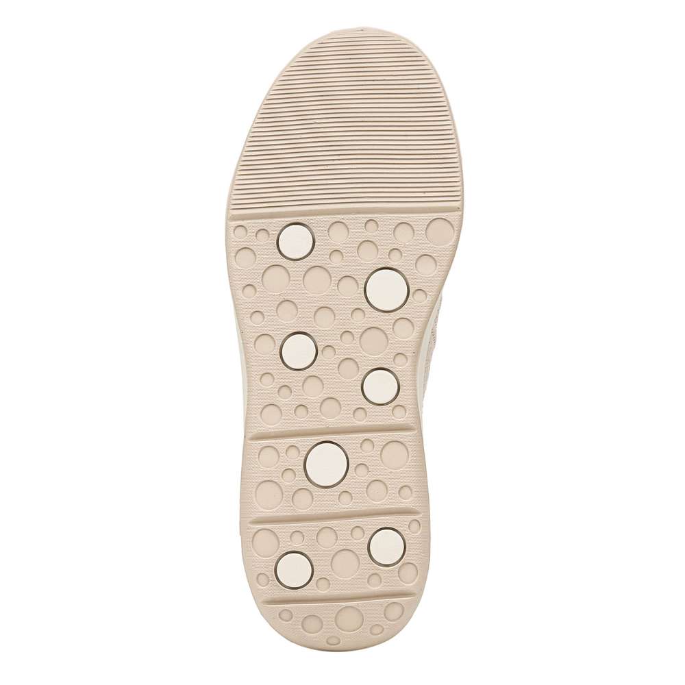 Triumph Slip-On - Barely Beige