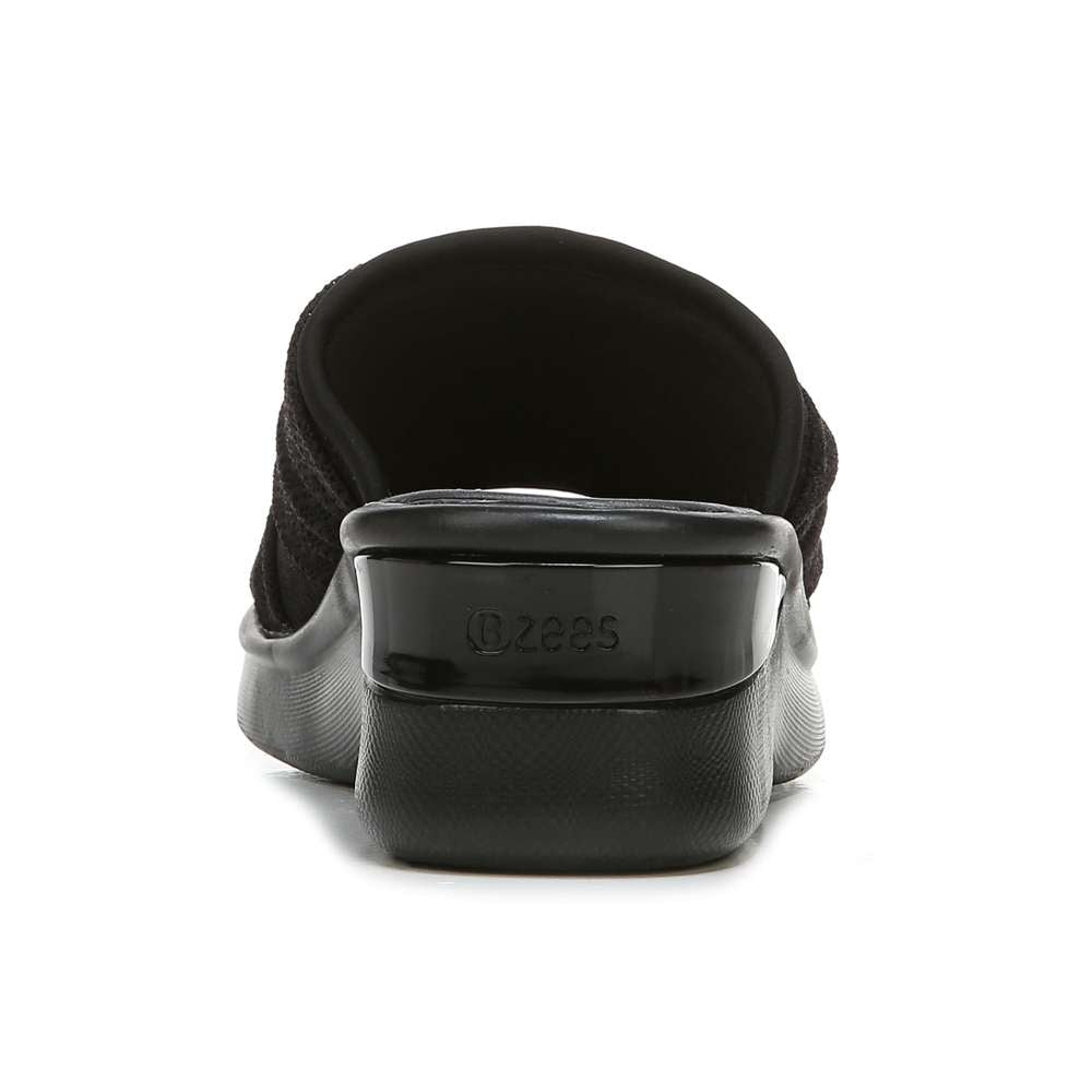 Smile II Wedge - Black Lace